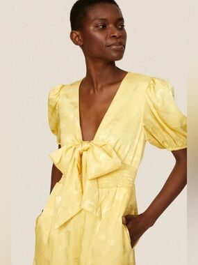 Slate & Willow Summer Yellow Satin Tie-Front Puff Sleeve Jumpsuit
